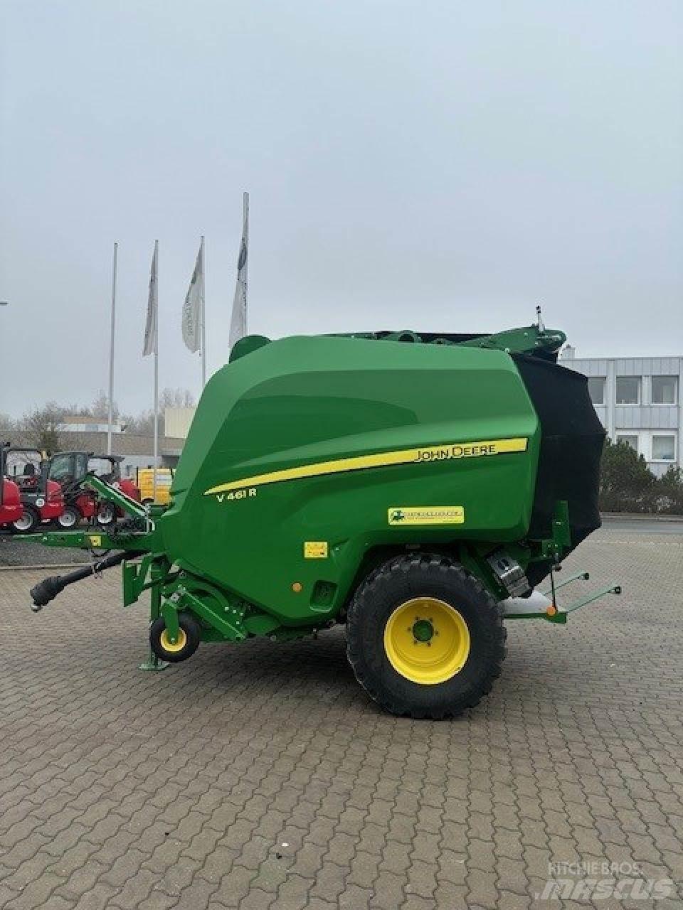 John Deere V461R Ritinių presai