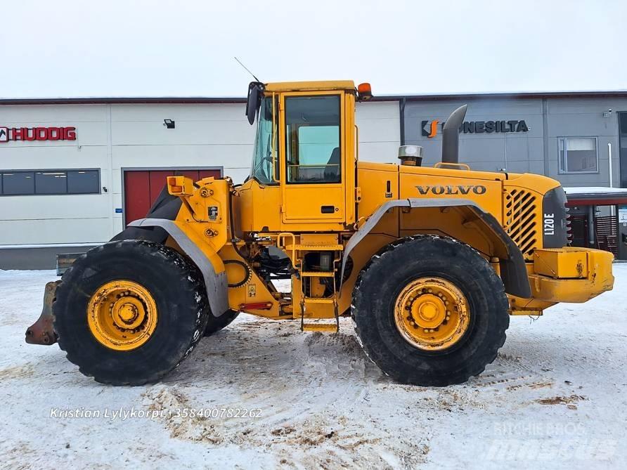 Volvo L120E Naudoti ratiniai krautuvai