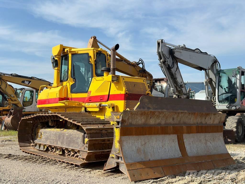 Komatsu D61PX-15EO Vikšriniai buldozeriai