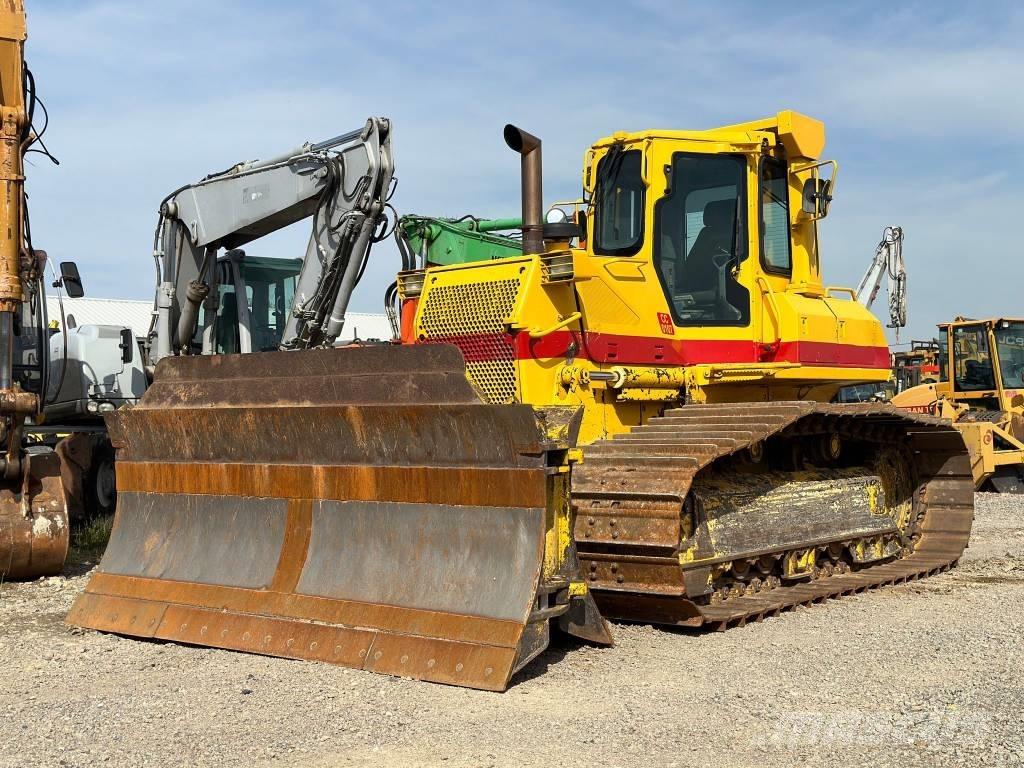 Komatsu D61PX-15EO Vikšriniai buldozeriai