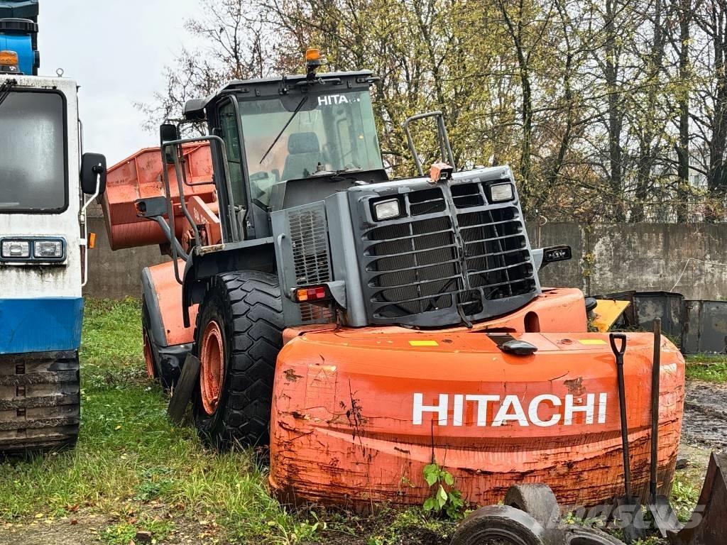 Hitachi ZW 250 Naudoti ratiniai krautuvai