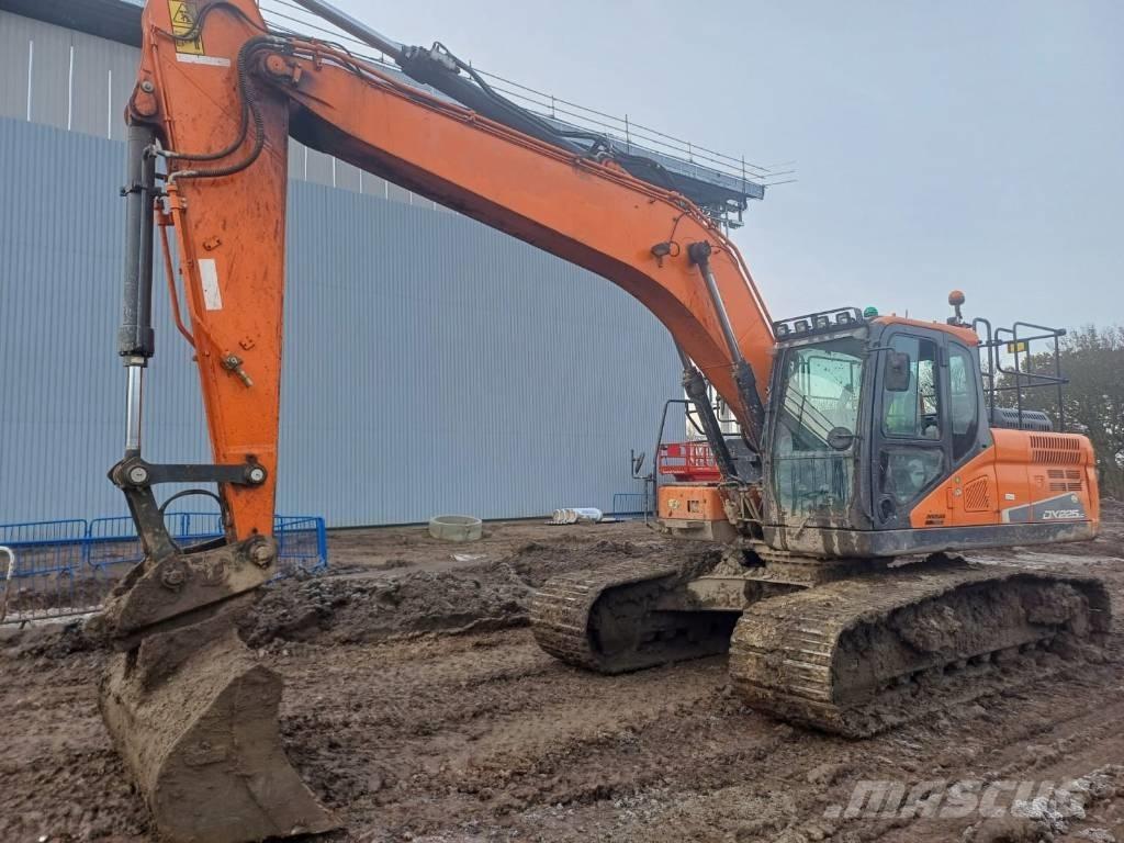 Doosan DX 225 LC-5 Vikšriniai ekskavatoriai