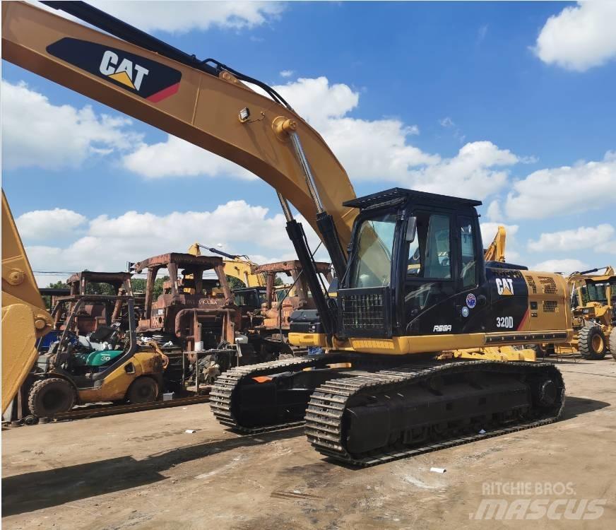CAT 320 D Vikšriniai ekskavatoriai