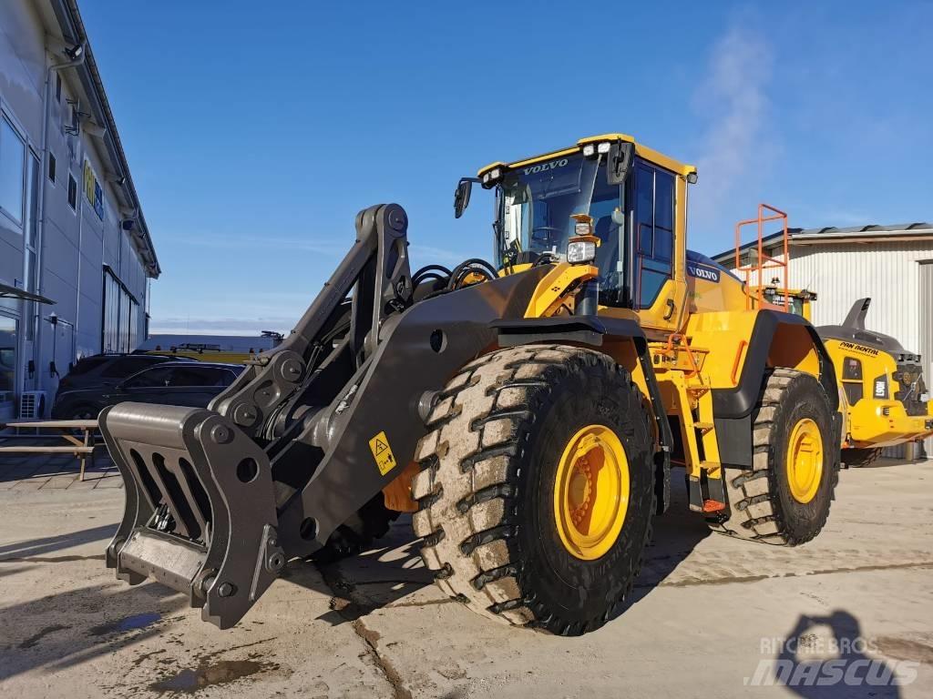 Volvo L220H Naudoti ratiniai krautuvai