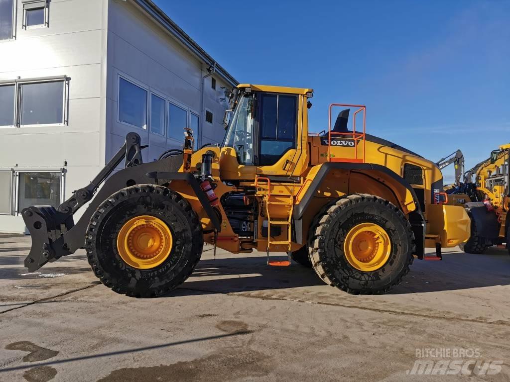 Volvo L220H Naudoti ratiniai krautuvai
