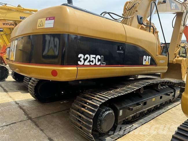 CAT 325 CL Vikšriniai ekskavatoriai