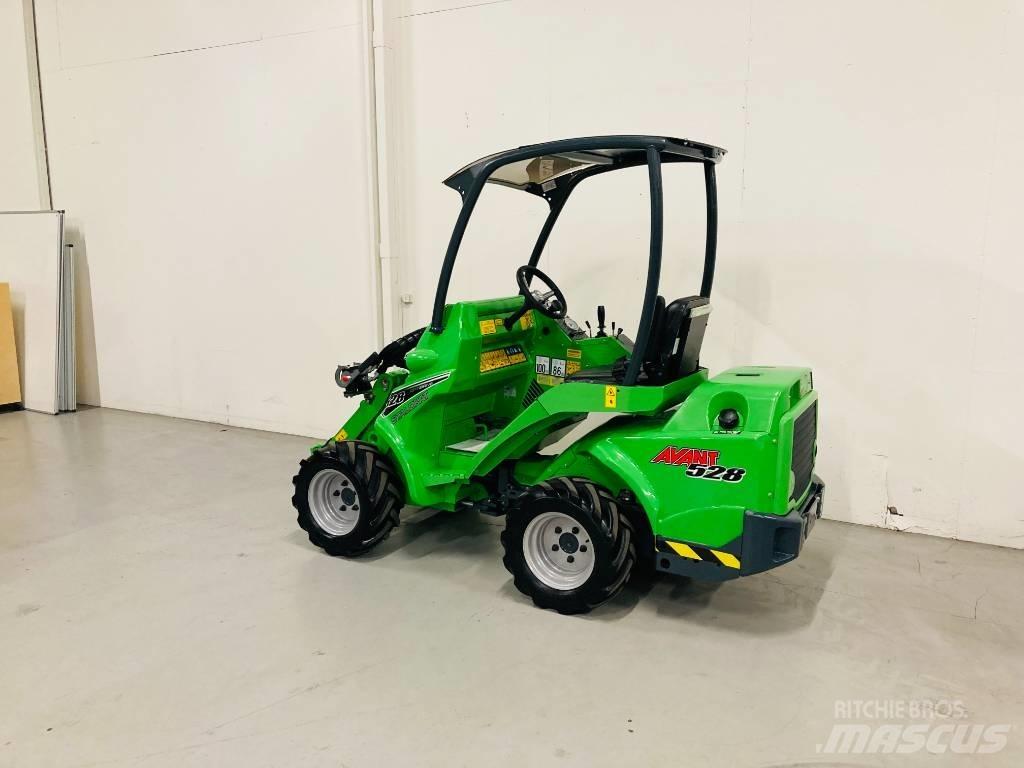 Avant 528 Mini krautuvai