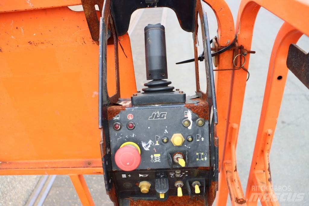 JLG 330LRT Žirkliniai keltuvai