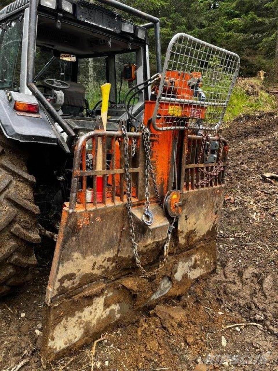 Valtra 6550 Miško traktoriai