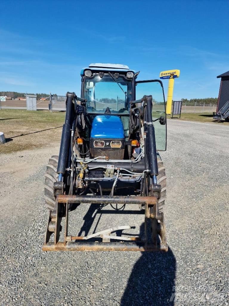 New Holland TN65F Traktoriai