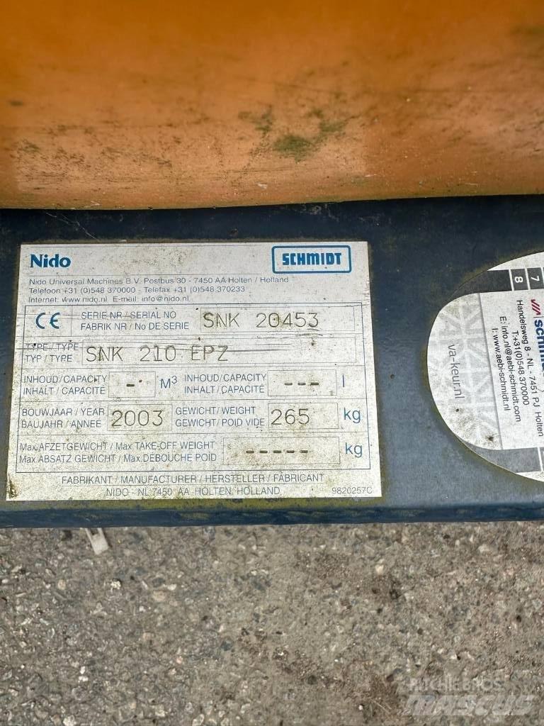 Nido SNK210EPZ Sniego peiliai ir valytuvai