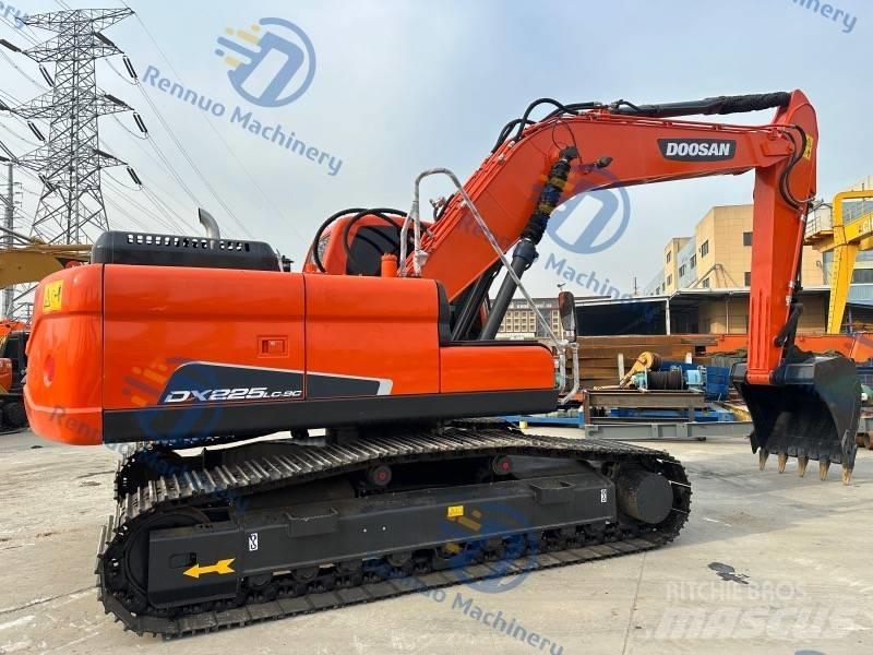 Doosan DX 225 LC-9C Vikšriniai ekskavatoriai