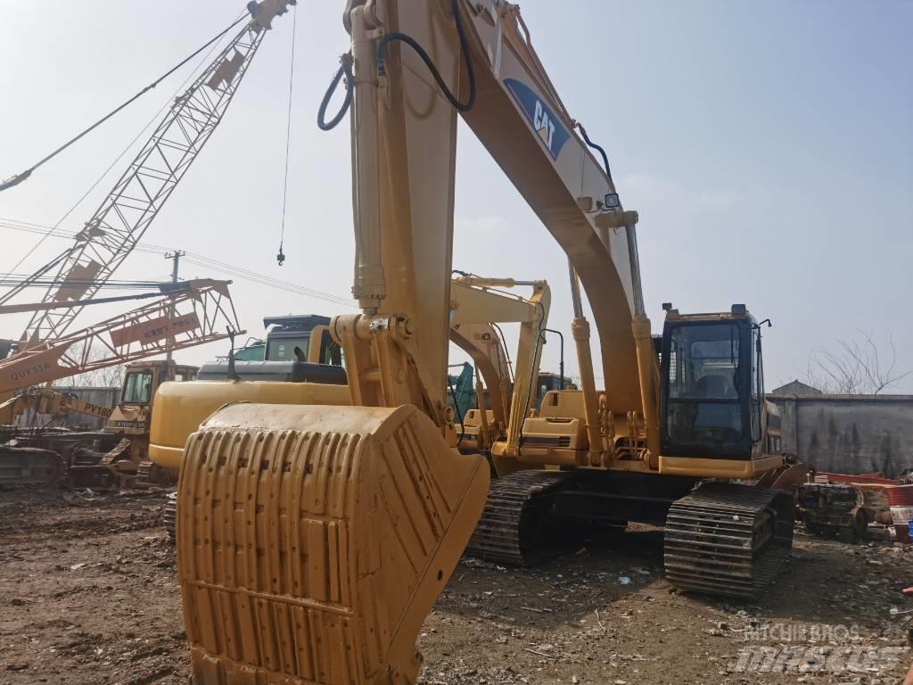 CAT 325 B Vikšriniai ekskavatoriai
