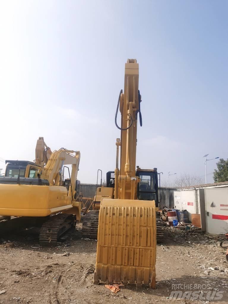 CAT 325 B Vikšriniai ekskavatoriai