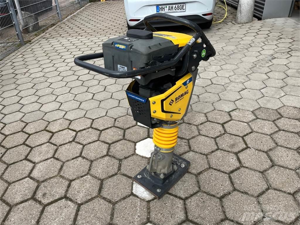 Bomag BT60E Vibratoriai