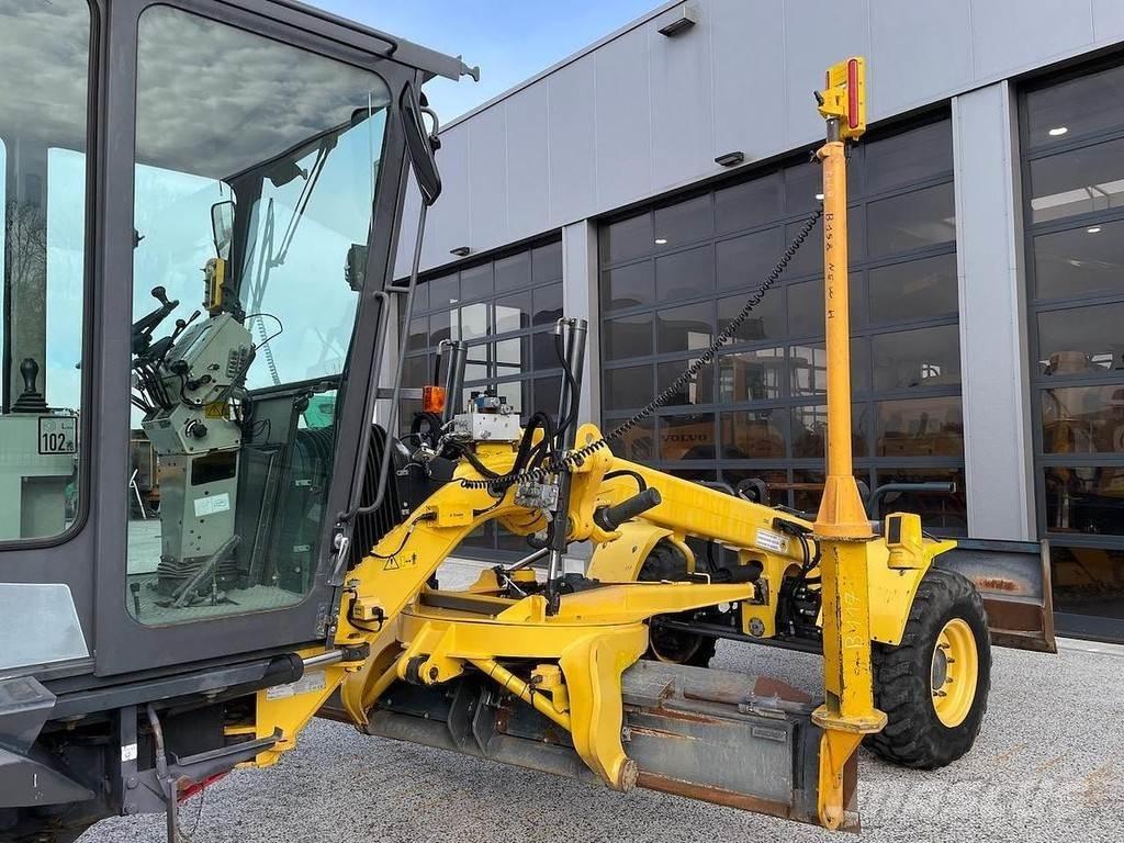 New Holland F106.6 Greideriai
