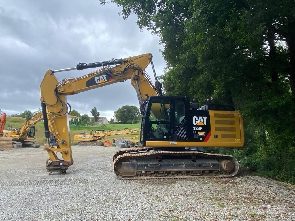 CAT 326 F Vikšriniai ekskavatoriai