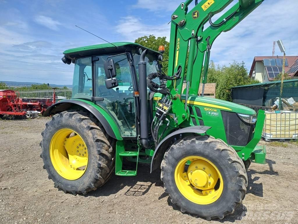 John Deere 5100 M Traktoriai