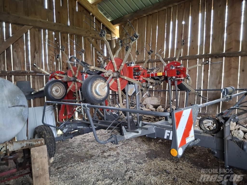Fella Th1100 Šieno grėbliai ir vartytuvai