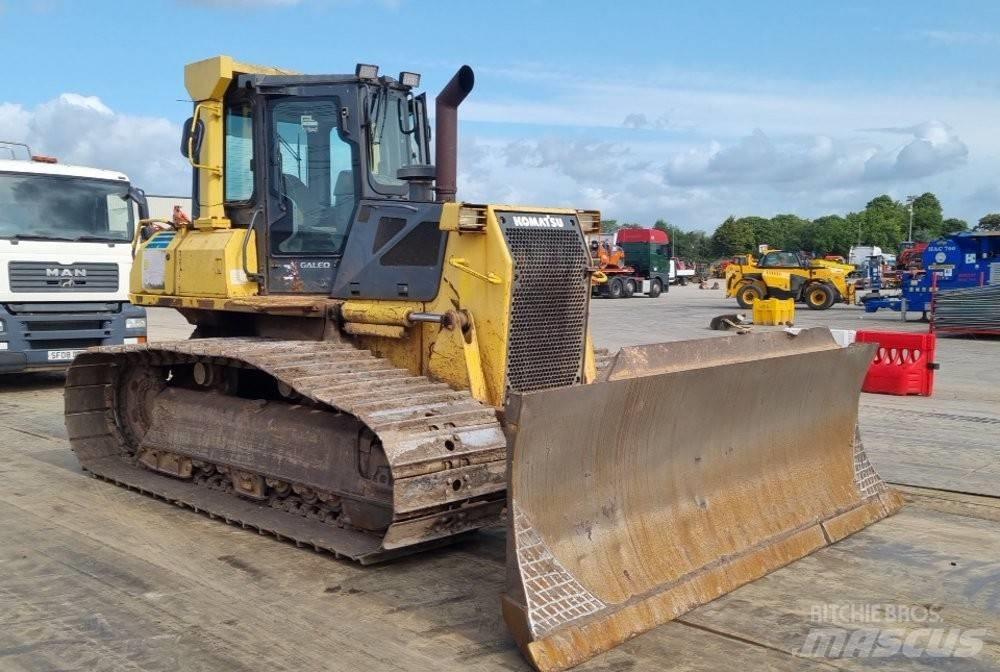 Komatsu D 61 PX-15 Vikšriniai buldozeriai