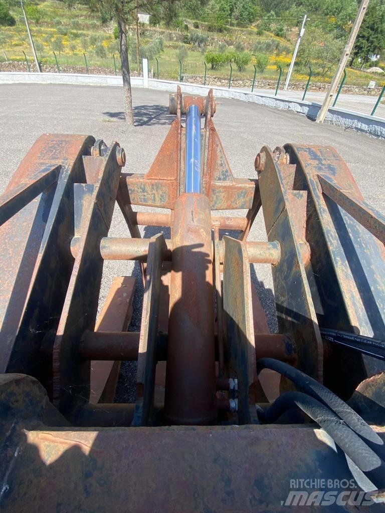 Volvo L 150 Šakės