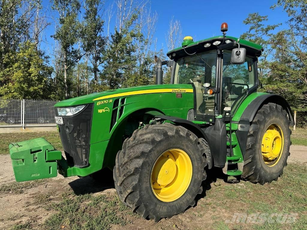 John Deere 8370 R Traktoriai