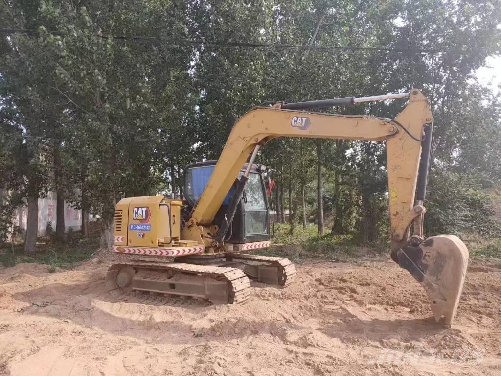 CAT 307E2 Vidutinės galios ekskavatoriai 7-12 t