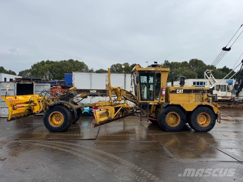 CAT 140 H Greideriai