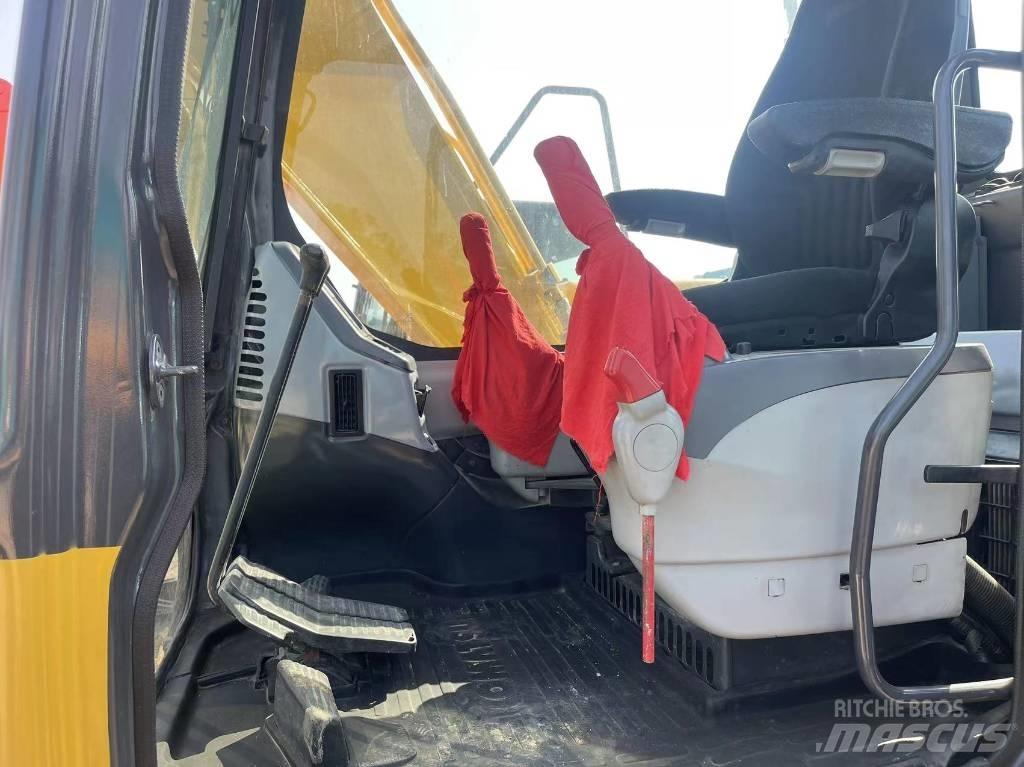 Komatsu PC 130-8 Vidutinės galios ekskavatoriai 7-12 t