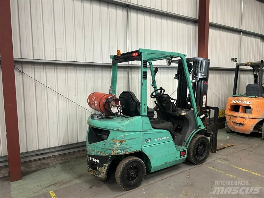 Mitsubishi FG25NT LPG (dujiniai) krautuvai