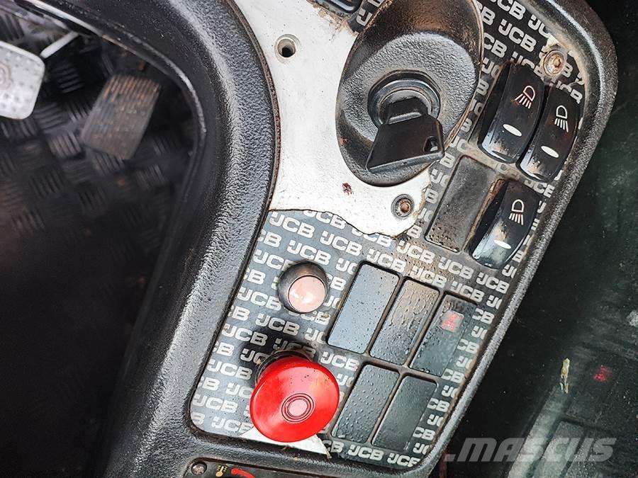 JCB TLT35D 4x4 Teleskopiniai krautuvai