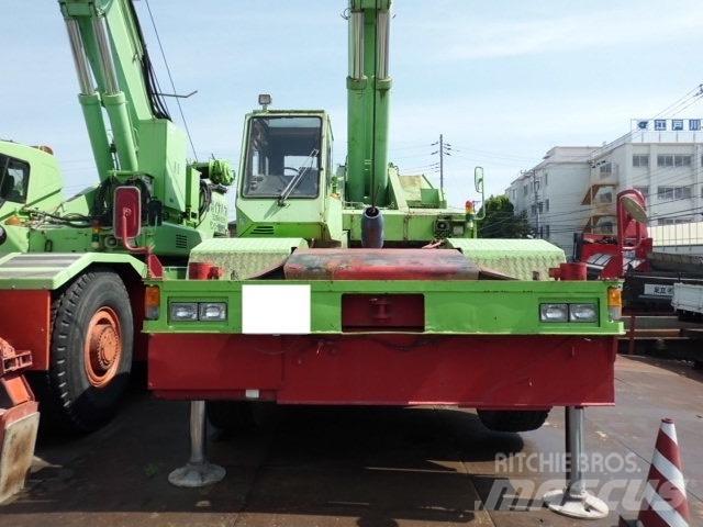 Tadano TR500M-2 Neapdoroto reljefo kranai