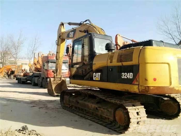 CAT 324 D2L Vikšriniai ekskavatoriai