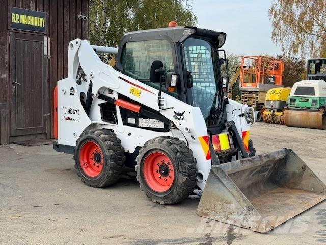 Bobcat S 530 Krautuvai su šoniniu pasukimu