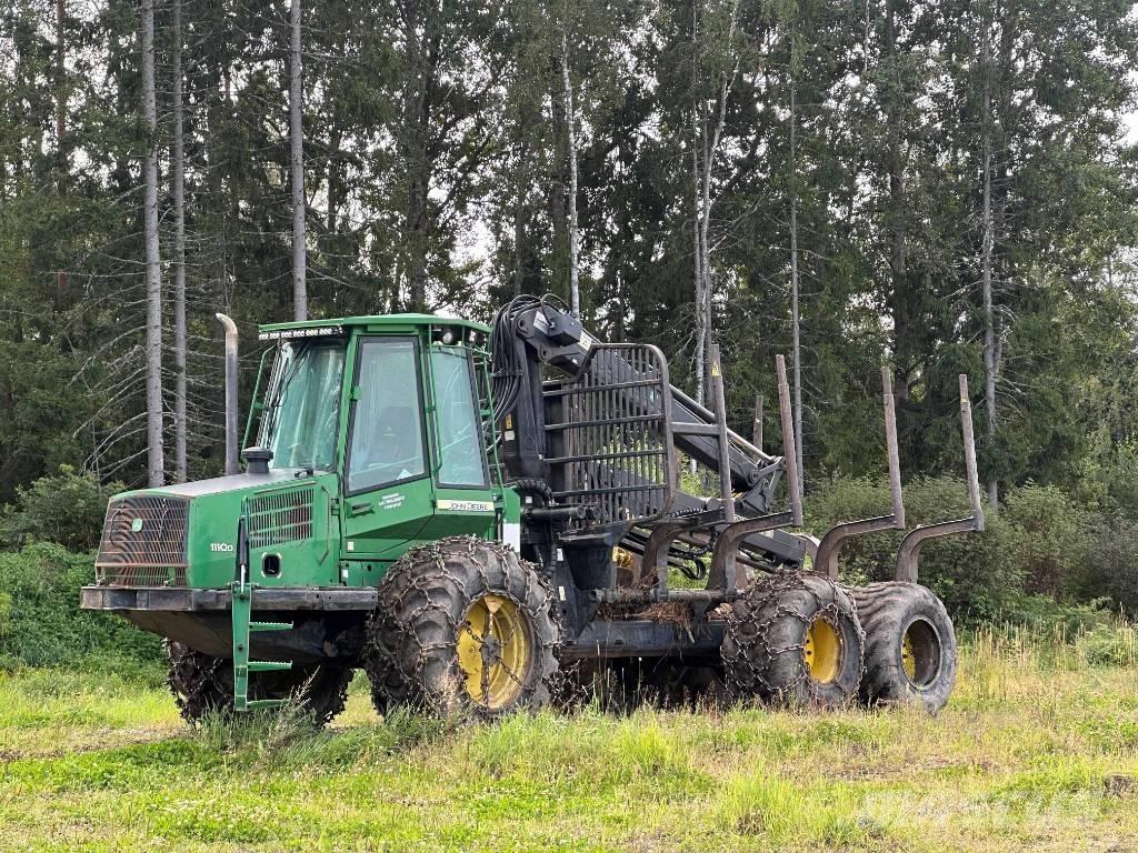 John Deere 1110 D Naudoti miškovežiai (Forvarderiai)