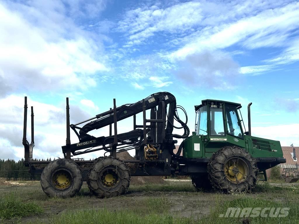 John Deere 1110 D Naudoti miškovežiai (Forvarderiai)