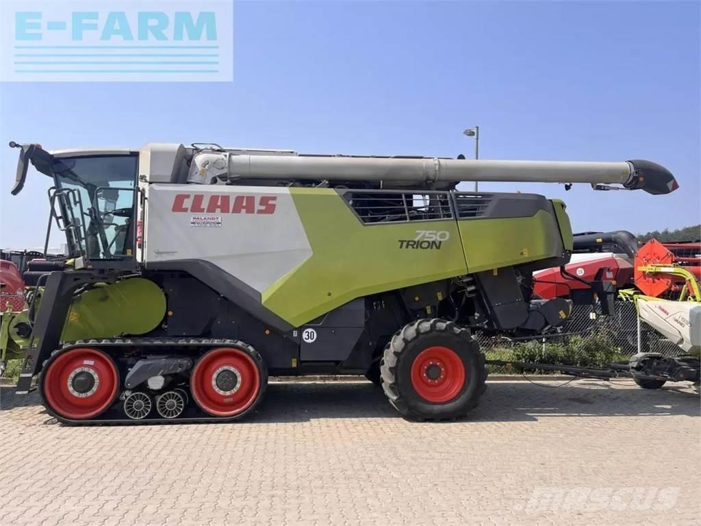CLAAS trion 750 tt Derliaus nuėmimo kombainai