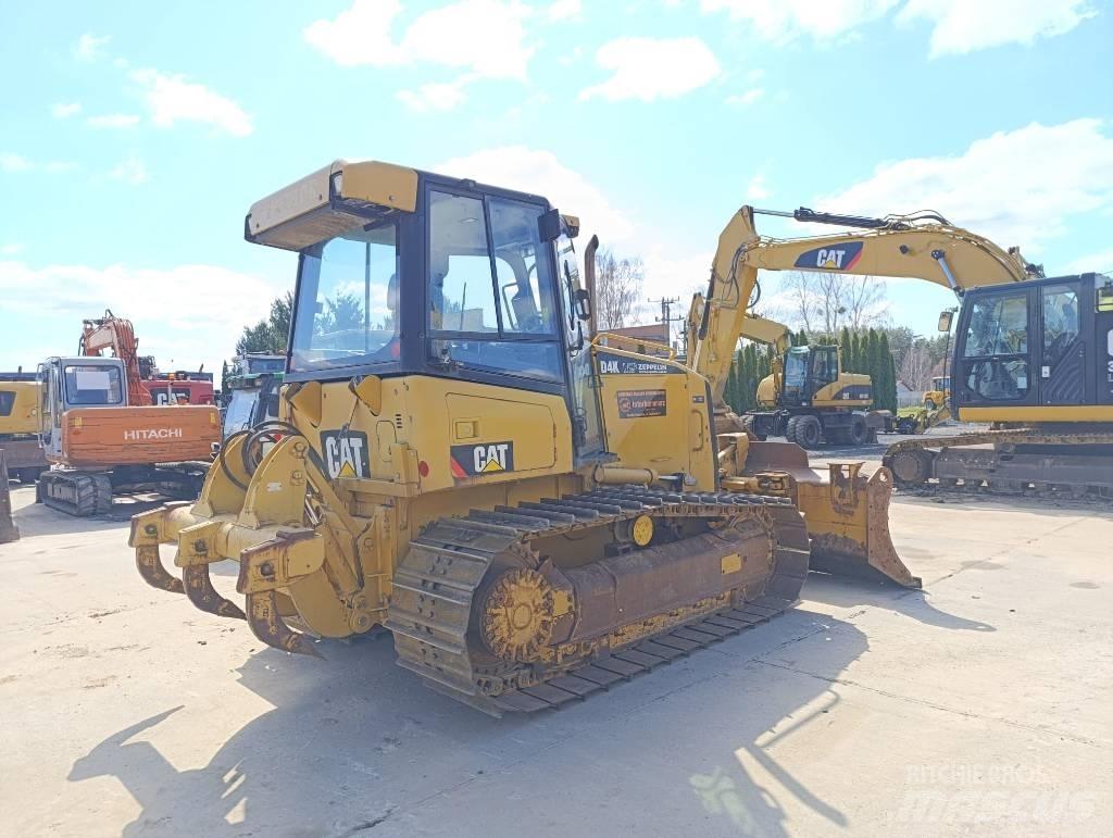 CAT D 4 K Vikšriniai buldozeriai
