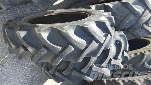  Pneus 9.5-20 Padangos, ratai ir ratlankiai