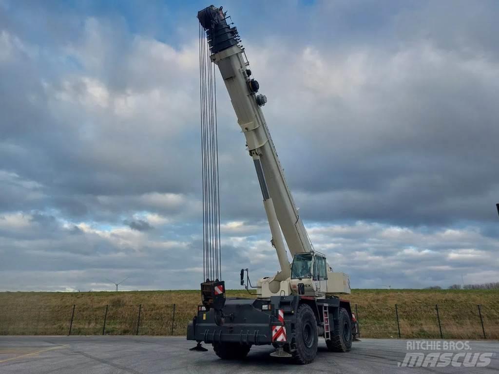Terex RT100 Neapdoroto reljefo kranai