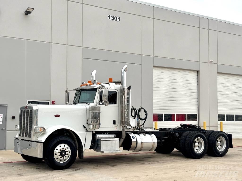 Peterbilt 389 Naudoti vilkikai