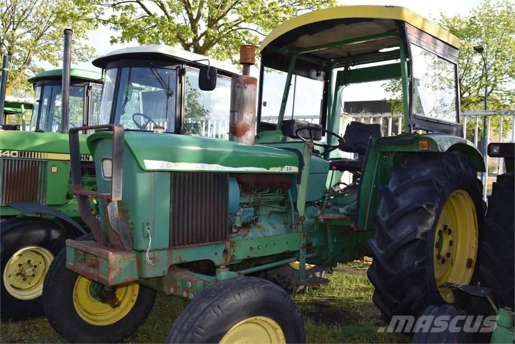 John Deere 2130 Traktoriai