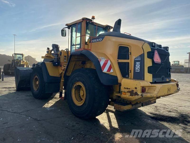 Volvo L 150 H Naudoti ratiniai krautuvai