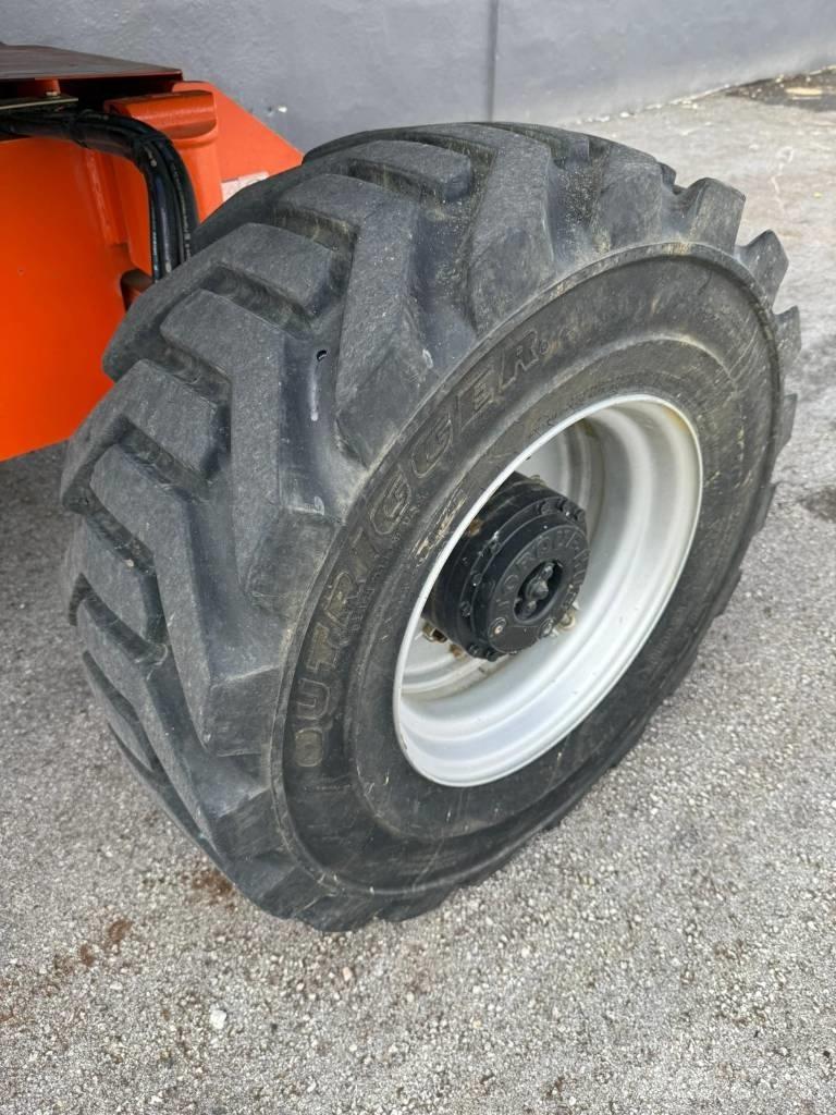 JLG 460 SJ Teleskopiniai keltuvai
