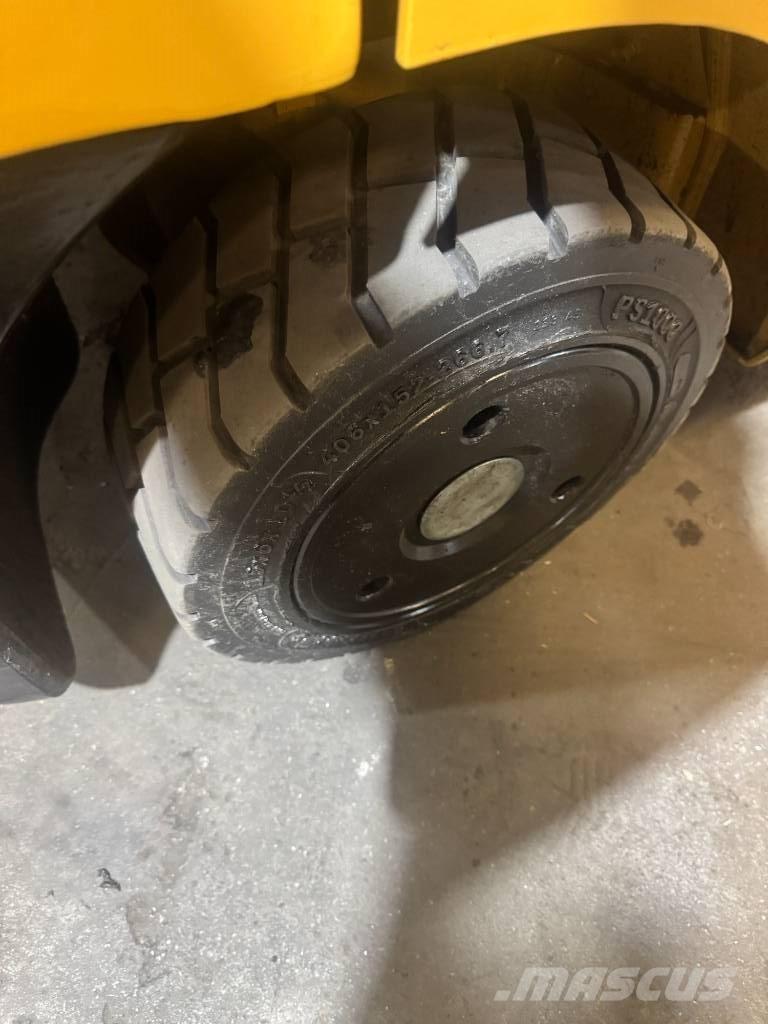 CAT 2C 5000 Šakiniai krautuvai - Kita