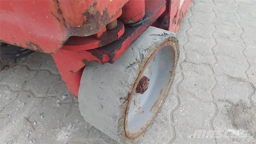 Manitou 78SEC Žirkliniai keltuvai