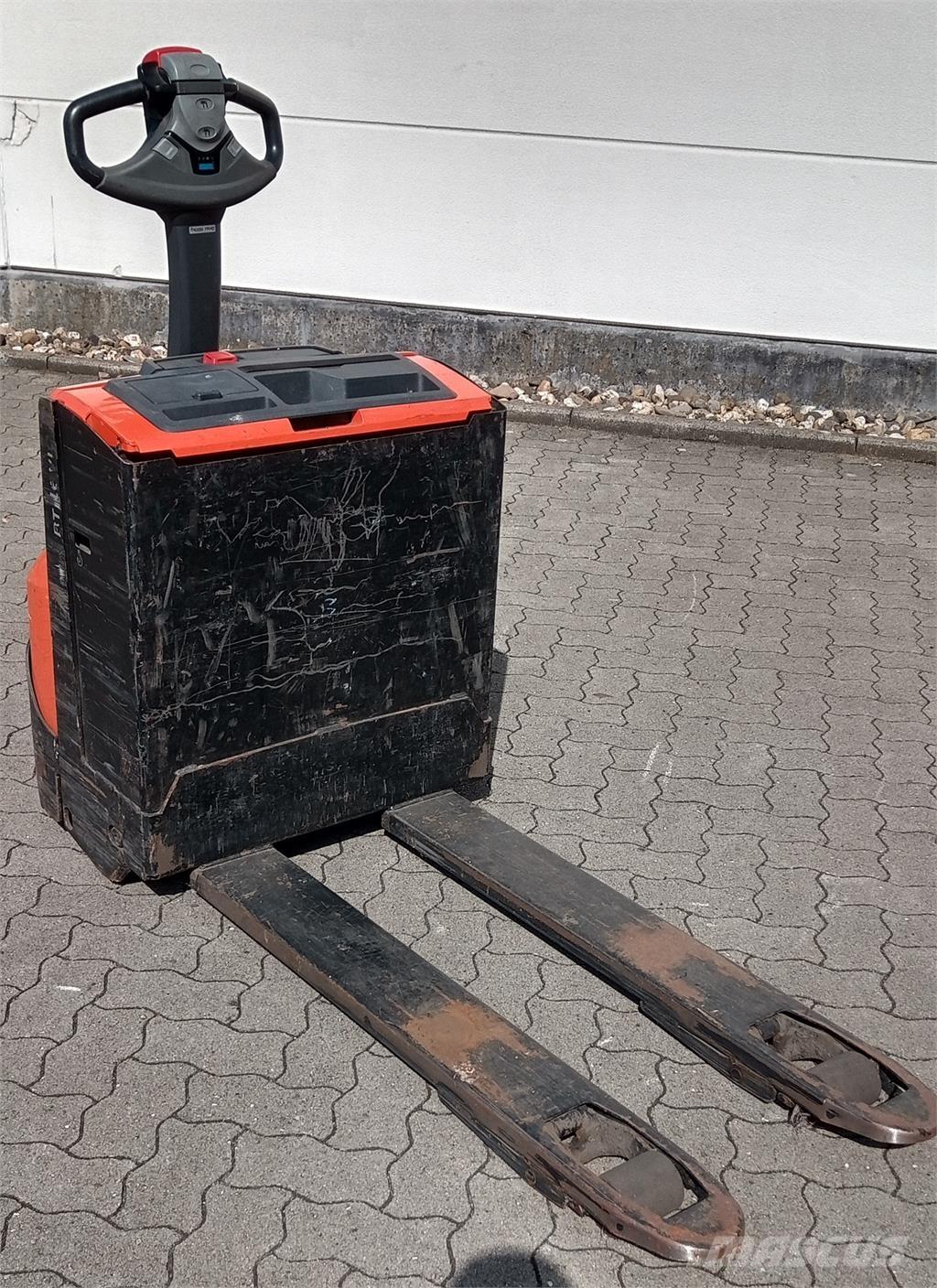 Toyota LWE 160 Rankiniai vėžimėliai