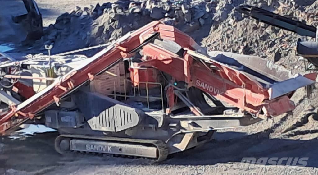 Sandvik QH 332 DDHS Mobilūs smulkintuvai