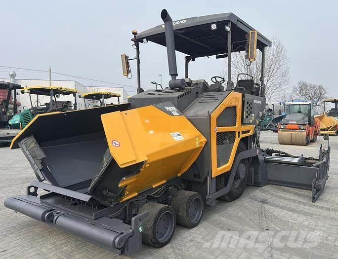 Volvo P 6870C Asfalto klotuvai