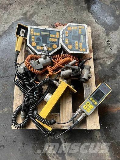 Volvo P 6870C Asfalto klotuvai